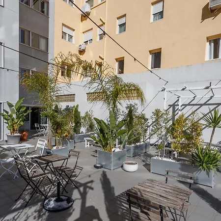 Martini Nest By Misha's Place 6a Lisbon
