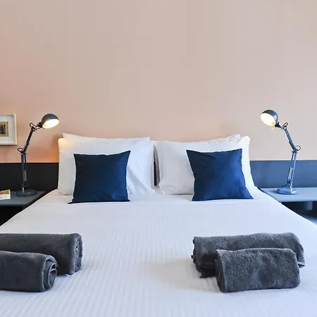 Martini Nest By Misha's Place 6a Apartman